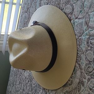 Fedora hard shell material. Medium size